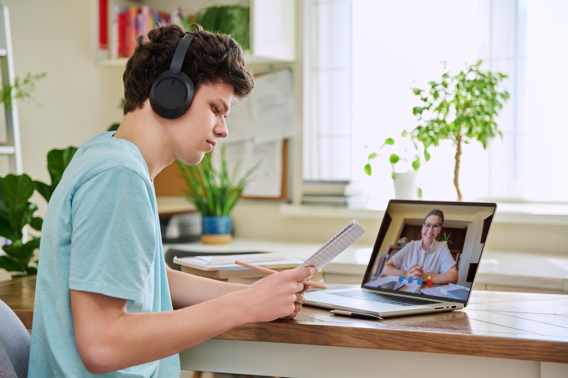 Young male on online mentorship